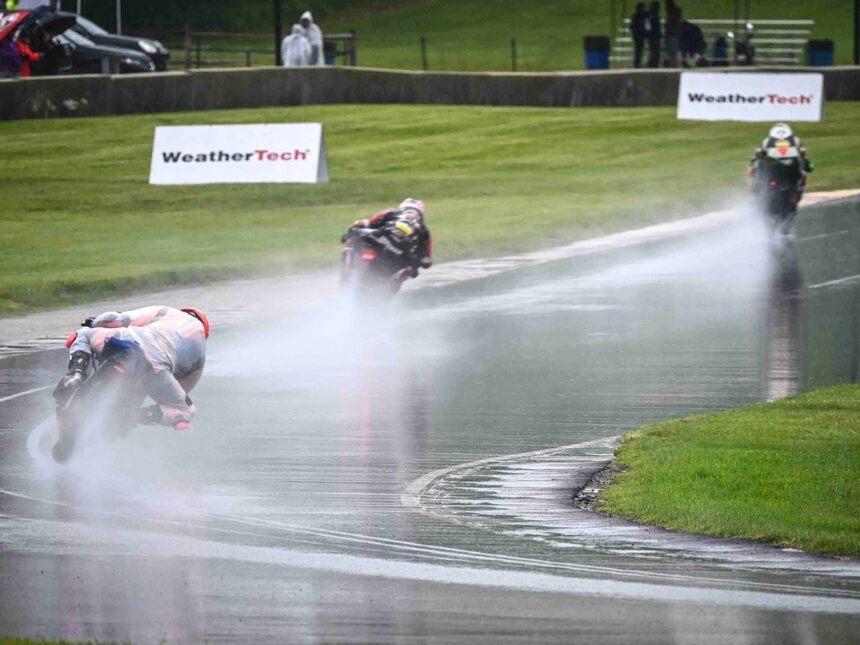 America’s Best Racing? Superbikes and Baggers at Road America