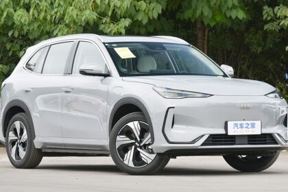 Geely Galaxy E5 electric SUV with new Aegis short blade battery begins pre-sales