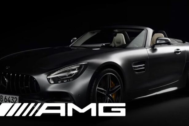 Introducing the Mercedes-AMG GT C Roadster - Trailer