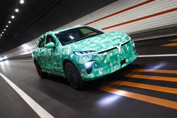 Voyah Zhiyin all-electric SUV with camouflage spied in China