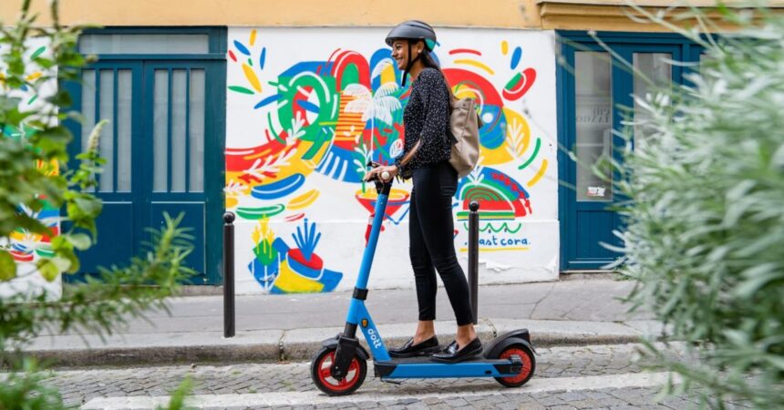 Study shows there’s a gender gap in electric scooters, and it’s a safety concern. Here’s why