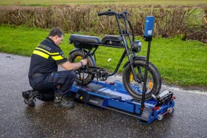 Dutch police found a way to test e-bike power on the side of the road