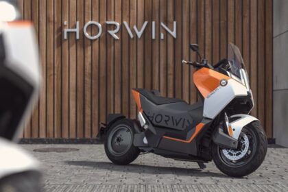 Horwin makes US electric motorbike debut – but at a price