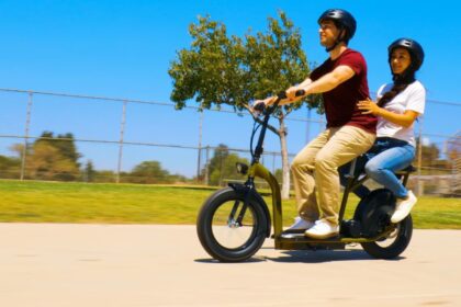 Razor’s new ‘most versatile yet’ 1,000W electric scooter carries two seated adults