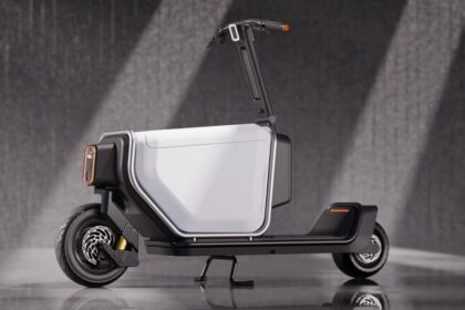 This strange-looking cargo electric scooter thinks it can replace delivery e-bikes