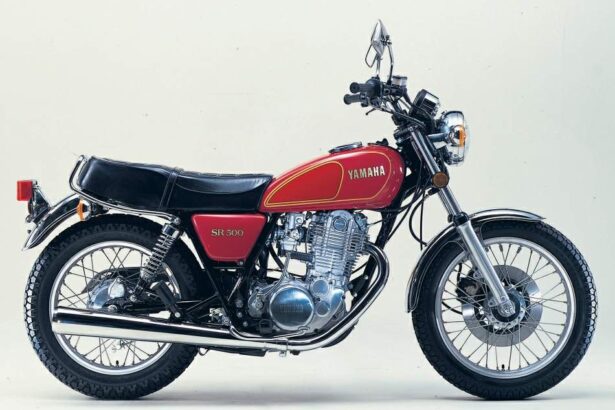 Original factory photograph of Yamaha SR500 motorcycle on grey background