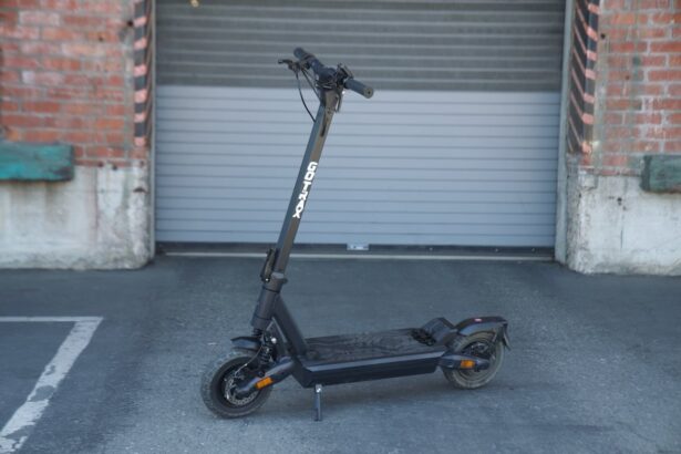 The GOTRAX GX0 – Powerful Sub-$1K Dual Motor Commuter