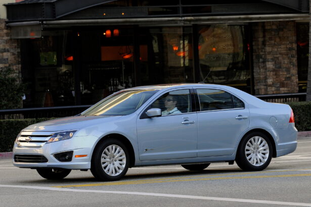 Ford Fusion Hybrid, Lincoln MKZ Hybrid get do-not-drive warning