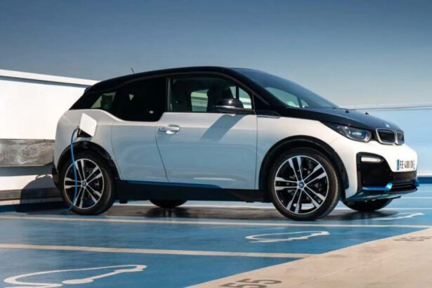 BMW development boss calls i3 ‘an outsider,’ says its successor will not be as polarizing in design