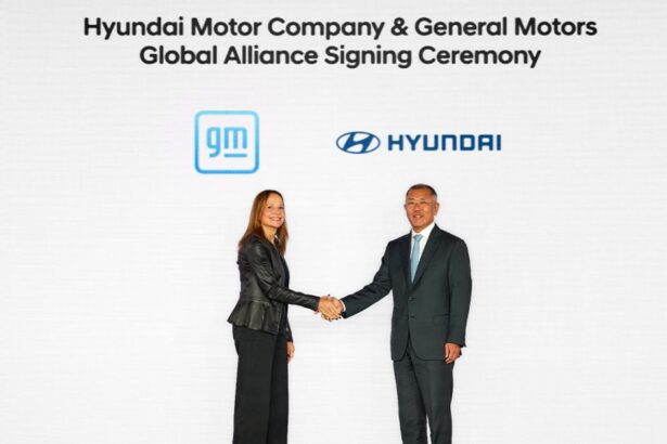 GM and Hyundai to ‘immediately’ explore partnerships in EV development and supply chains