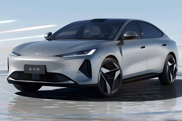 Chery Fulwin E05 is a new electric sedan for China