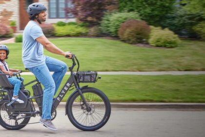 Radio Flyer launches new 20 MPH utility electric bike