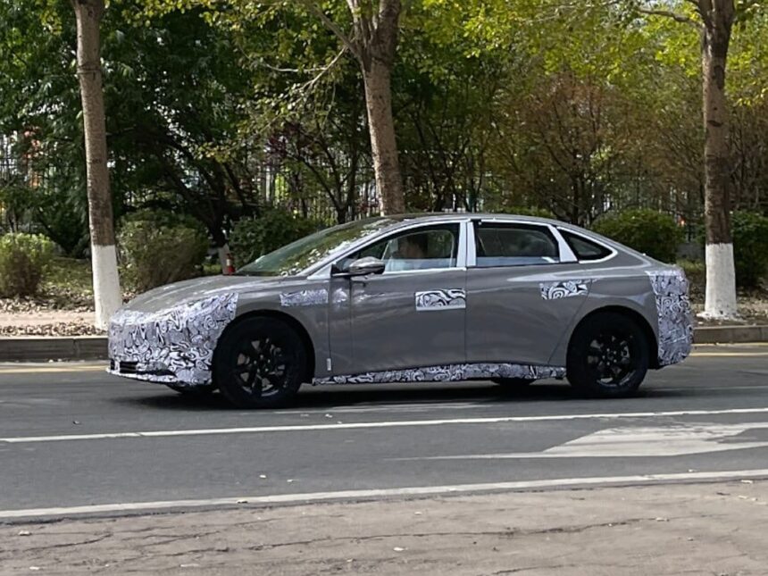 Hongqi EH5 electric sedan spied testing ahead of 2025 launch