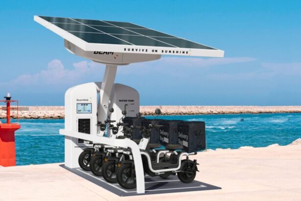 This off-grid solar e-mobility delivery system makes clean water for crisis zones