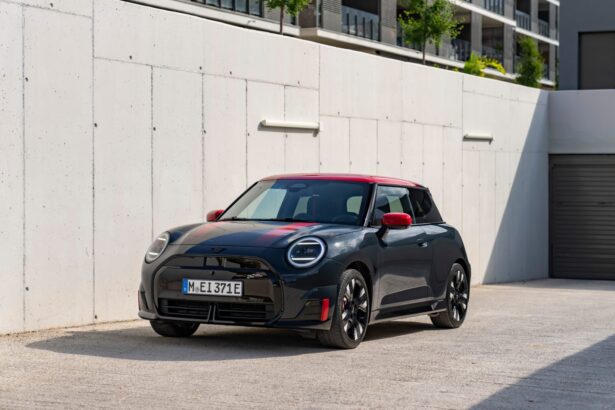 MINI unveils its first all-electric  ‘performance’ EV