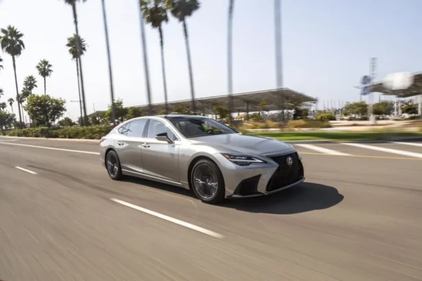 2025 Lexus LS 500h hybrid sees $1,000 price increase