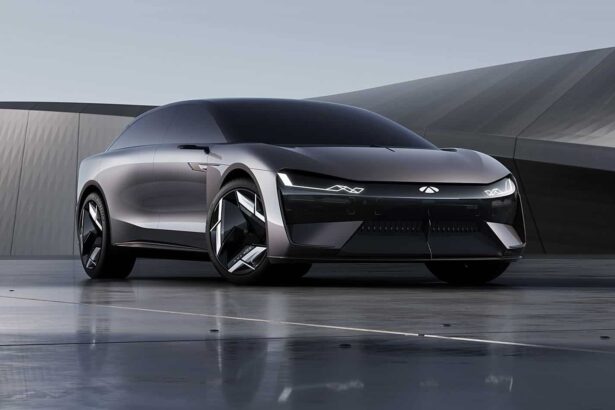 Chery concept previews EV wagon with solid-state battery