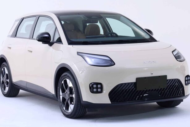 Aion UT hatchback to open pre-sales in January with possibly 600km range