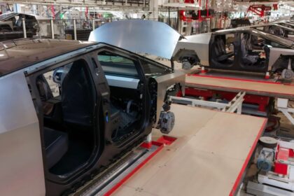 Tesla shuts down Cybertruck production for 3 days at critical time for the company