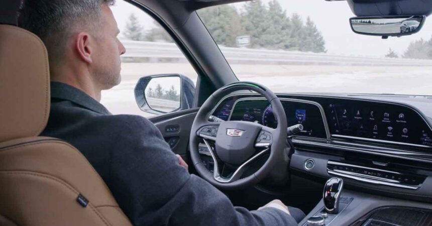 Super Cruise drivers more likely to drive distracted than Autopilot, ProPILOT – IIHS