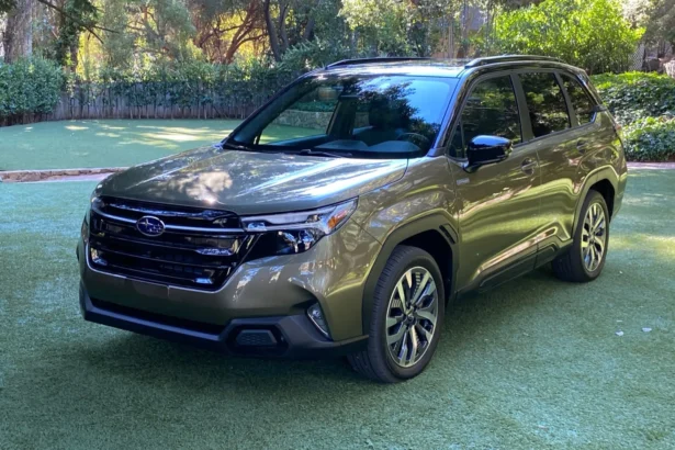 2025 Subaru Forester Hybrid starts at $36,415, sets course for 35 mpg