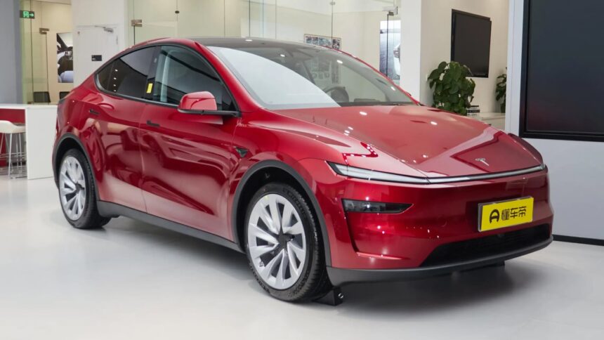 Updated Tesla Model Y “Juniper” started deliveries in China