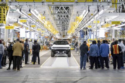 Facing pressure, Trump scales back tariffs for US automakers
