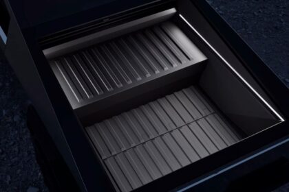 Tesla quietly removes range extender battery option on Cybertruck