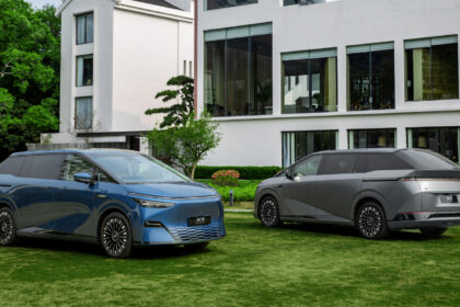 Xpeng goes against the trend raising X9 minivan price by 5,500 USD