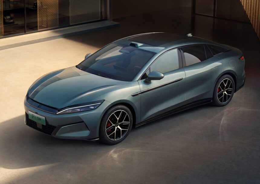 BYD Han L EV and PHEV sedan starting at 28,600 USD launched in China