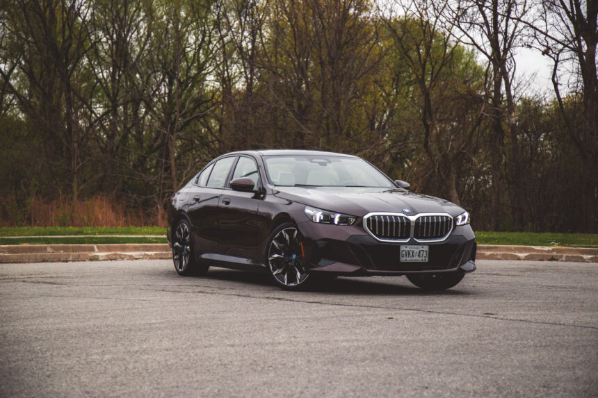 Review: 2025 BMW 550e xDrive