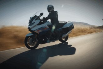 Cafe Racer (BMW K1600 by Custom Works Zon)
