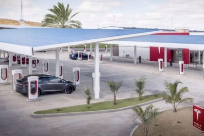 Tesla manager fired for sounding the alarm explains why the automaker is screwed