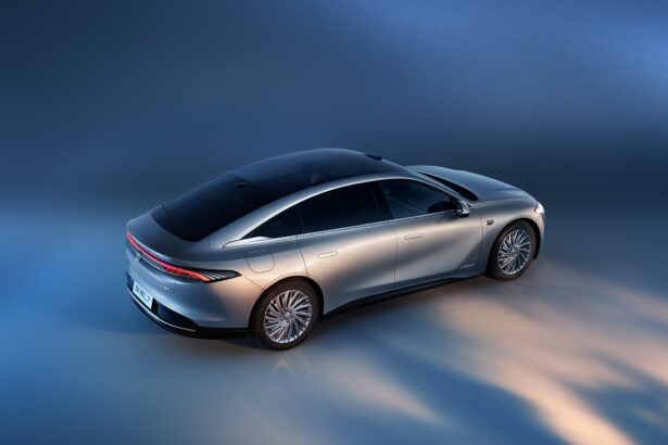 1,400km comprehensive range, does 0 to 100 in 5.9s