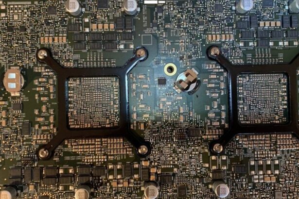 Tesla inks $16.5B deal with Samsung for HW6 chips, but still no HW3 solution