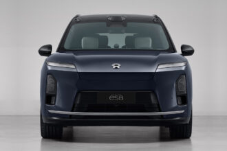 Third-gen Nio ES8 crossover to launch in autumn 2025 at Nio Day 2025