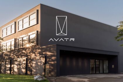 Avatr's new 5G-AI factory builds one car every 60 seconds, teases flagship SUV with Huawei