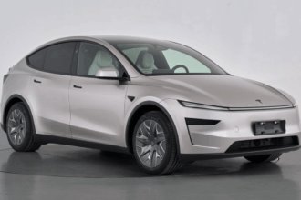 Tesla announces Model YL, a larger 6-seater SUV coming this fall