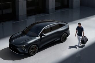 SAIC's new IM LS6 with CATL's Freevoy Super Max battery starts pre-sale