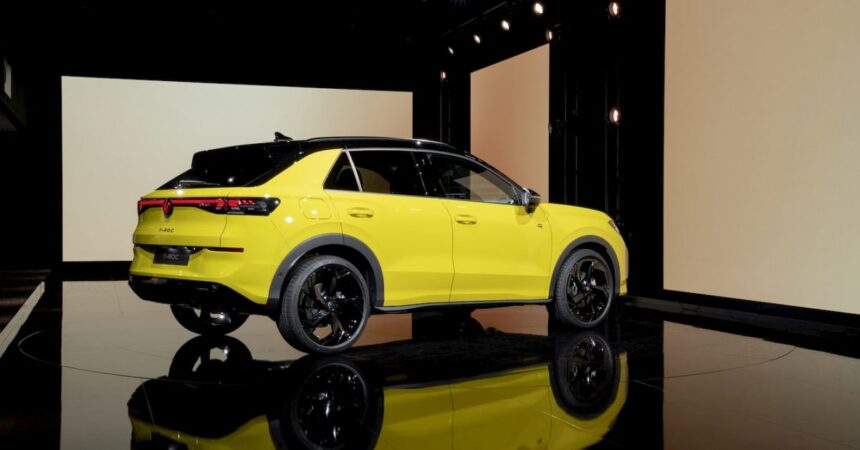 Volkswagen’s best-selling SUV just went hybrid, but that’s not the only big change