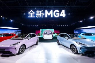 All-New MG4 debuts with semi-solid-state battery, pre-sales start at 10,100 USD in China