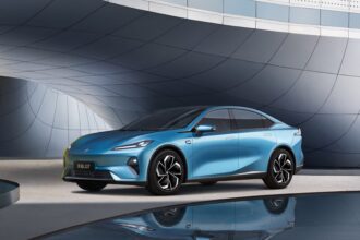 2026 Deepal L07 launched at 20,300 USD, becoming the most affordable model with Huawei's ADAS