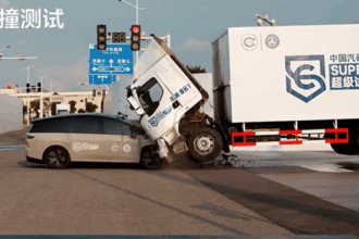Li Auto i8 raises controversy after lifting 8-ton truck off the ground during a crash test