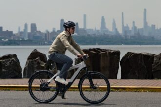 Priority launches Skyline e-bike with high-end Pinion gearbox, Gates belt drive, and surprising price