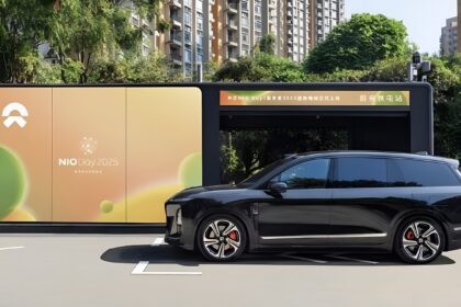 Nio launches 2026 ES8 SUV on Nio Day, starts 42,000 USD with BaaS in China