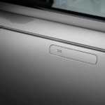 China's auto regulators eye ban on retractable door handles, report says