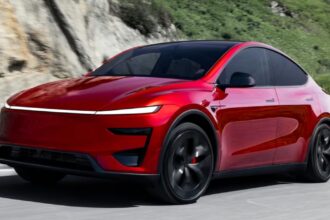 This is the new Tesla Model Y Performance, available now in Europe