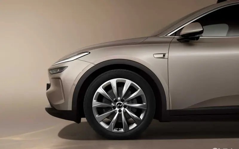 2025 Onvo L60 launches at 29,500 USD with BaaS option starting from 21,400 USD