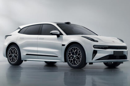 Updated Zeekr 001 from Geely started presales in China with 912 hp