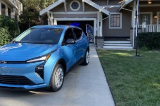 GM unveils new Chevy Bolt – same package, new battery, low $29k price